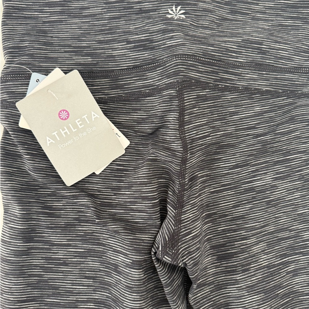 Athleta NWT Charcoal Cropped Women Leggings - Picture 6 of 7